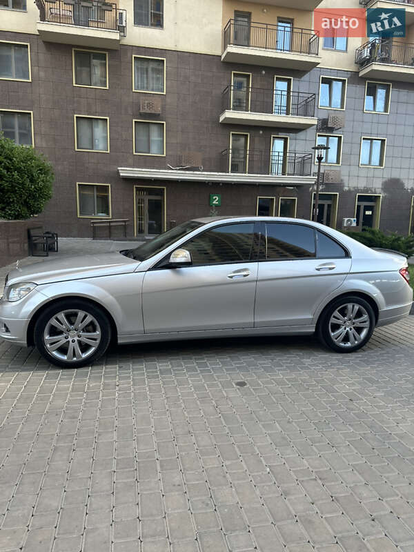 Седан Mercedes-Benz C-Class 2007 в Одессе