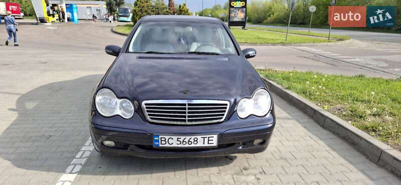 Седан Mercedes-Benz C-Class 2003 в Івано-Франківську
