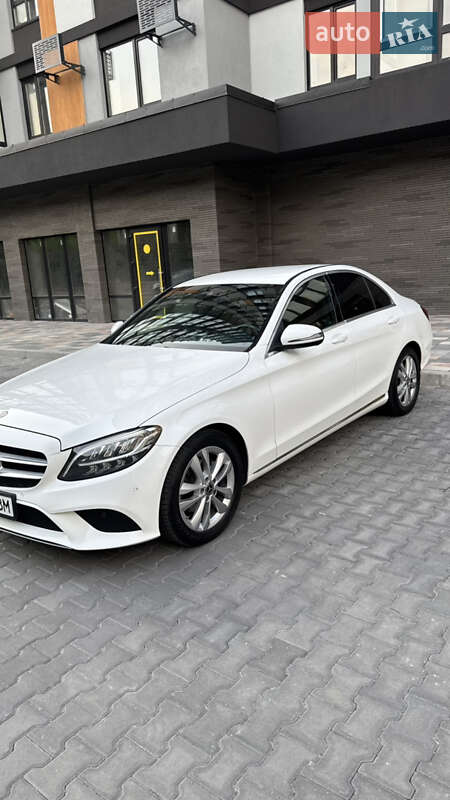 Седан Mercedes-Benz C-Class 2018 в Киеве