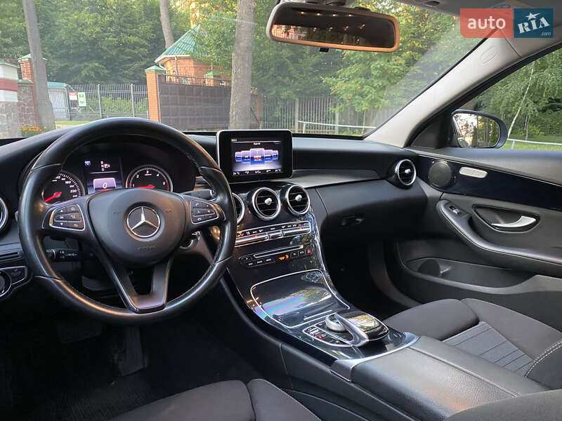 Універсал Mercedes-Benz C-Class 2015 в Києві