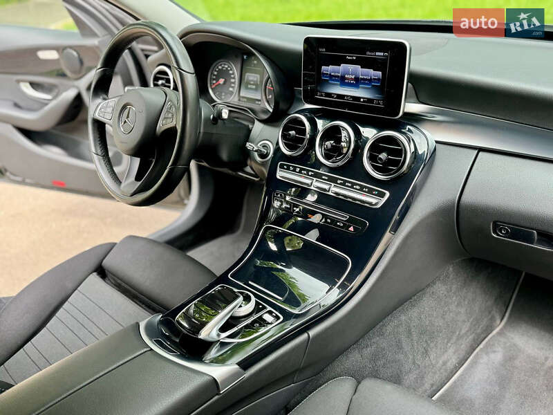 Седан Mercedes-Benz C-Class 2015 в Києві