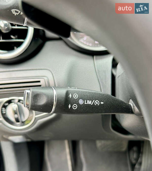 Седан Mercedes-Benz C-Class 2015 в Києві