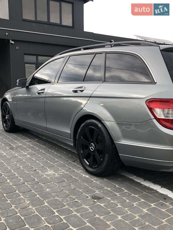 Универсал Mercedes-Benz C-Class 2010 в Трускавце