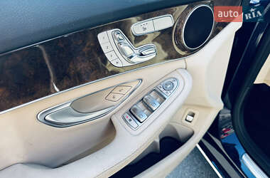 Седан Mercedes-Benz C-Class 2016 в 