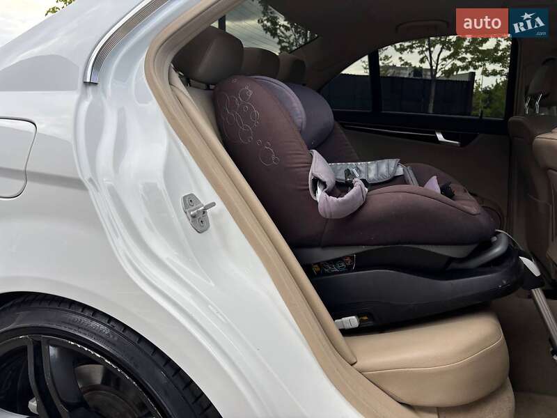 Седан Mercedes-Benz C-Class 2013 в Києві