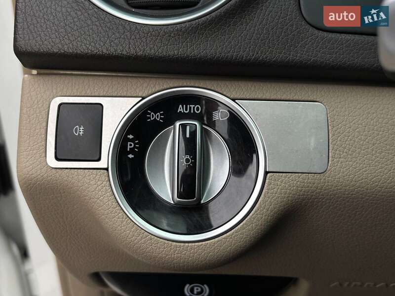 Седан Mercedes-Benz C-Class 2013 в Києві