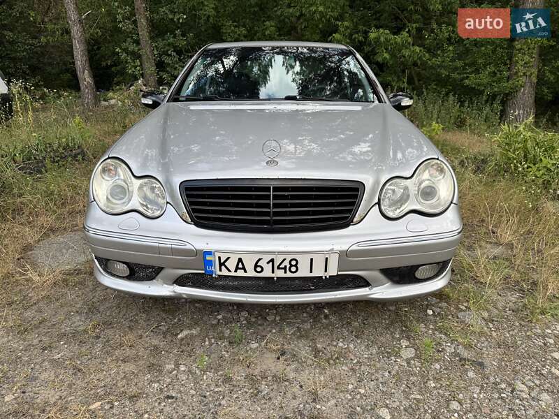 Седан Mercedes-Benz C-Class 2003 в Броварах