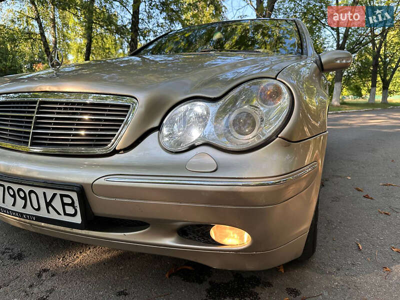 Седан Mercedes-Benz C-Class 2002 в Чернигове