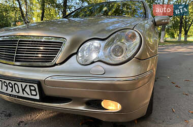 Седан Mercedes-Benz C-Class 2002 в 