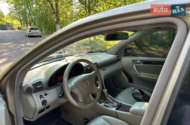Седан Mercedes-Benz C-Class 2002 в 
