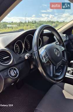 Универсал Mercedes-Benz C-Class 2013 в 