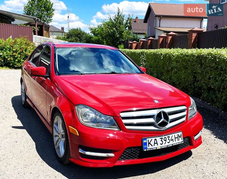 Седан Mercedes-Benz C-Class 2012 в Києві