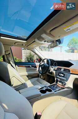 Седан Mercedes-Benz C-Class 2012 в Киеве