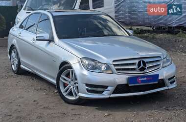 Седан Mercedes-Benz C-Class 2011 в 