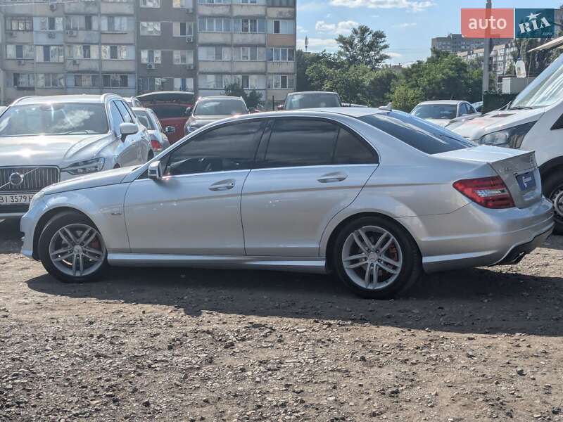 Седан Mercedes-Benz C-Class 2011 в Києві