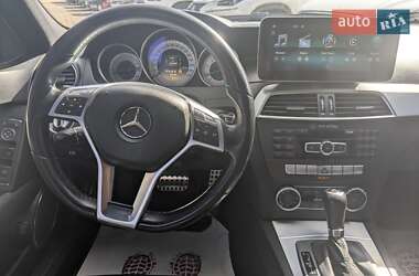 Седан Mercedes-Benz C-Class 2011 в 