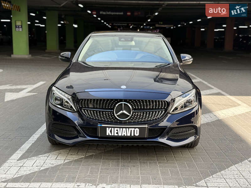 Седан Mercedes-Benz C-Class 2016 в Києві