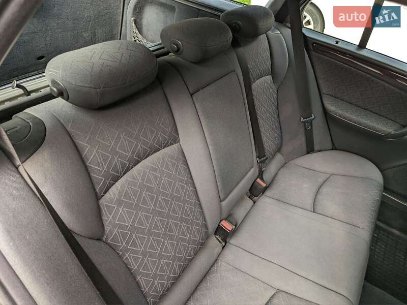 Универсал Mercedes-Benz C-Class 2003 в Тернополе