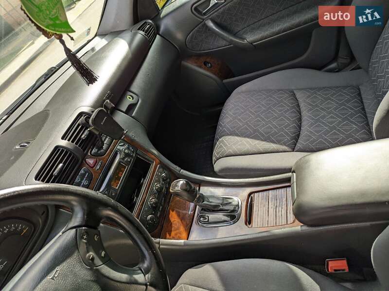 Универсал Mercedes-Benz C-Class 2003 в Тернополе