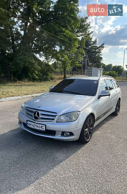 Универсал Mercedes-Benz C-Class 2008 в Житомире