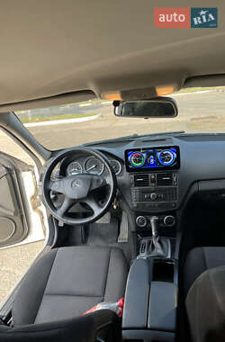 Универсал Mercedes-Benz C-Class 2008 в 