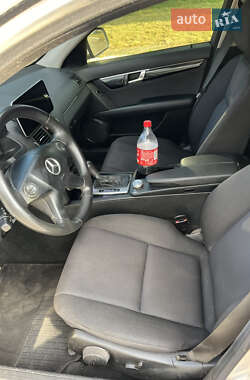 Универсал Mercedes-Benz C-Class 2008 в 