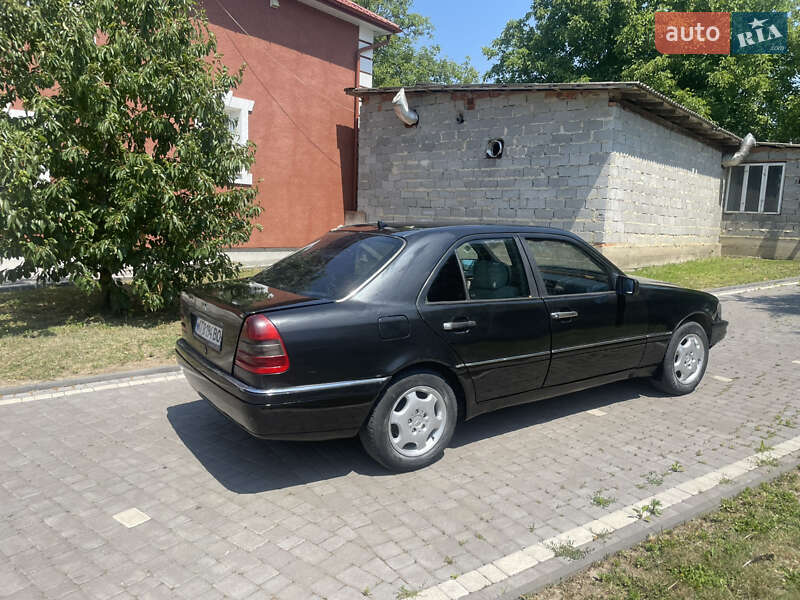 Mercedes-Benz C-Class 1994