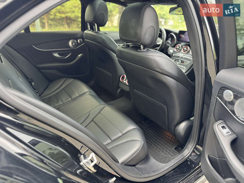 Седан Mercedes-Benz C-Class 2015 в Новояворовске фото 25 Седан Mercedes-Benz C-Class 2015 в Новояворовске