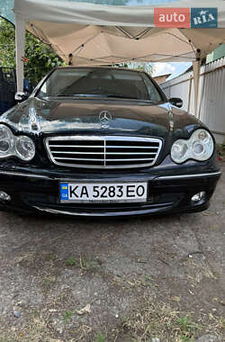 Седан Mercedes-Benz C-Class 2005 в Києві