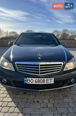 Седан Mercedes-Benz C-Class 2010 в Тернополі