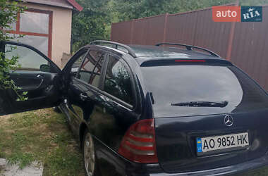 Универсал Mercedes-Benz C-Class 2004 в 