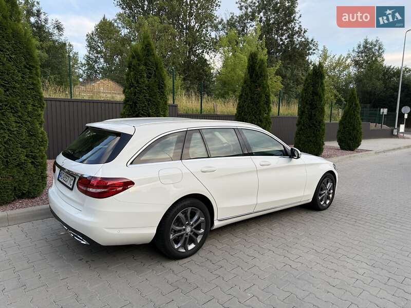 Універсал Mercedes-Benz C-Class 2016 в Львові
