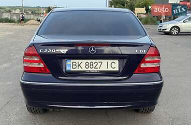Седан Mercedes-Benz C-Class 2001 в 