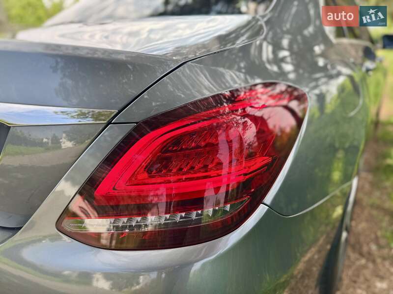 Седан Mercedes-Benz C-Class 2019 в Киеве