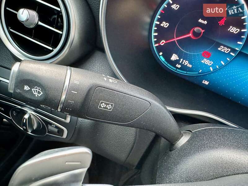 Седан Mercedes-Benz C-Class 2019 в Киеве