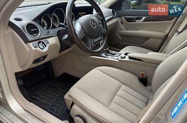 Седан Mercedes-Benz C-Class 2011 в 