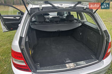 Универсал Mercedes-Benz C-Class 2011 в 