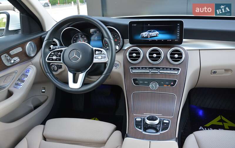 Седан Mercedes-Benz C-Class 2019 в Києві