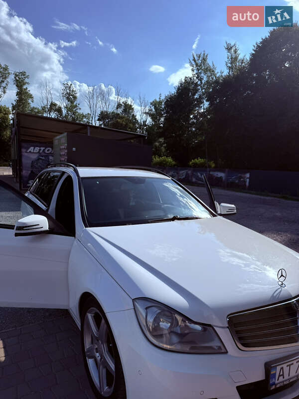 Универсал Mercedes-Benz C-Class 2013 в Калуше
