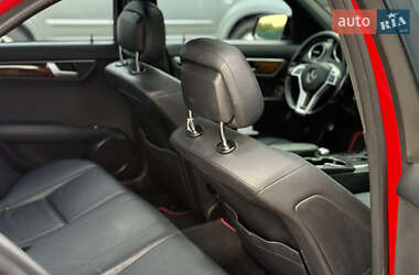 Седан Mercedes-Benz C-Class 2011 в 