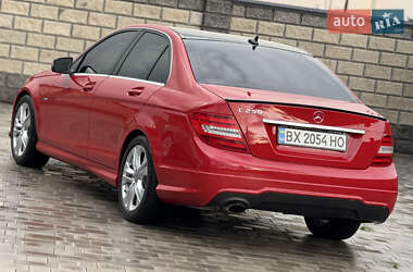 Седан Mercedes-Benz C-Class 2011 в 