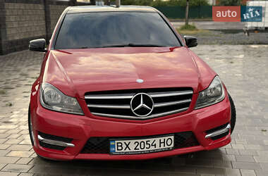 Седан Mercedes-Benz C-Class 2011 в 