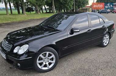 Седан Mercedes-Benz C-Class 2005 в 