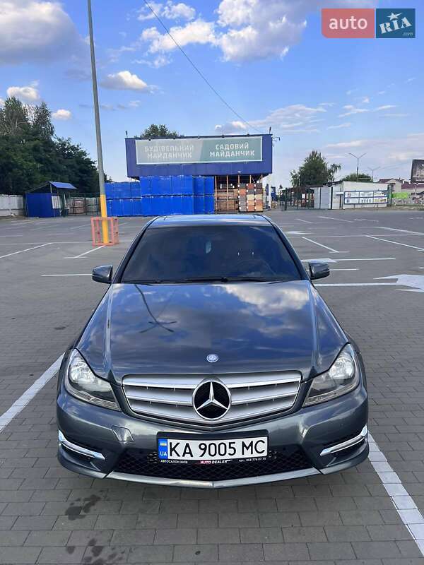 Седан Mercedes-Benz C-Class 2012 в Білій Церкві