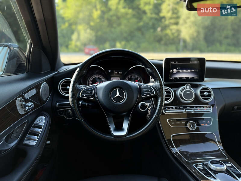 Седан Mercedes-Benz C-Class 2017 в Дніпрі