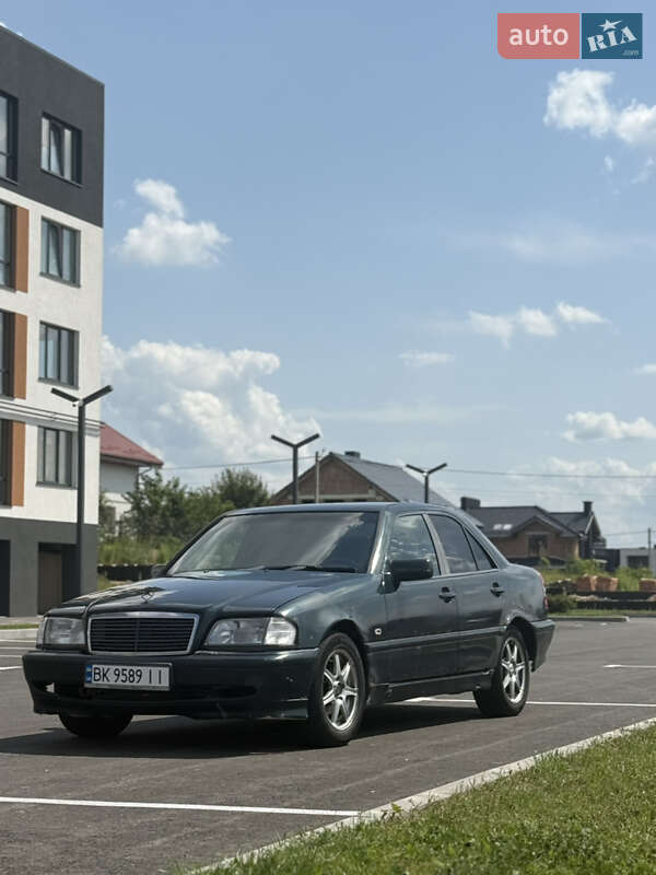 Седан Mercedes-Benz C-Class 1998 в Рівному