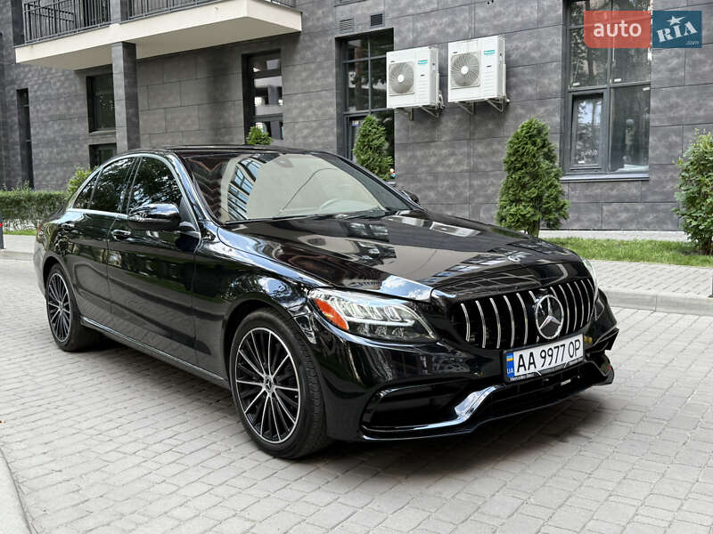 Седан Mercedes-Benz C-Class 2021 в Києві