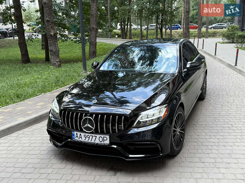 Седан Mercedes-Benz C-Class 2021 в Києві