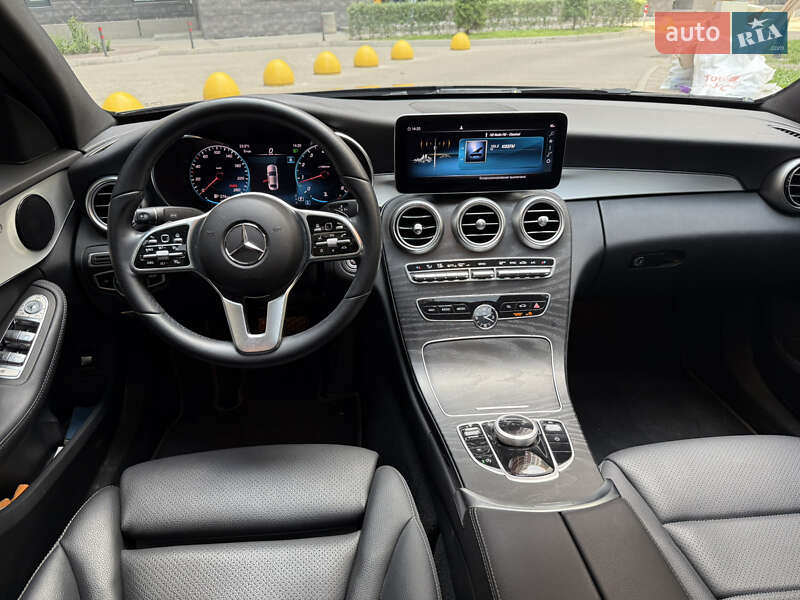 Седан Mercedes-Benz C-Class 2021 в Києві