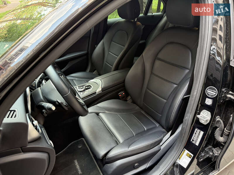 Седан Mercedes-Benz C-Class 2021 в Києві